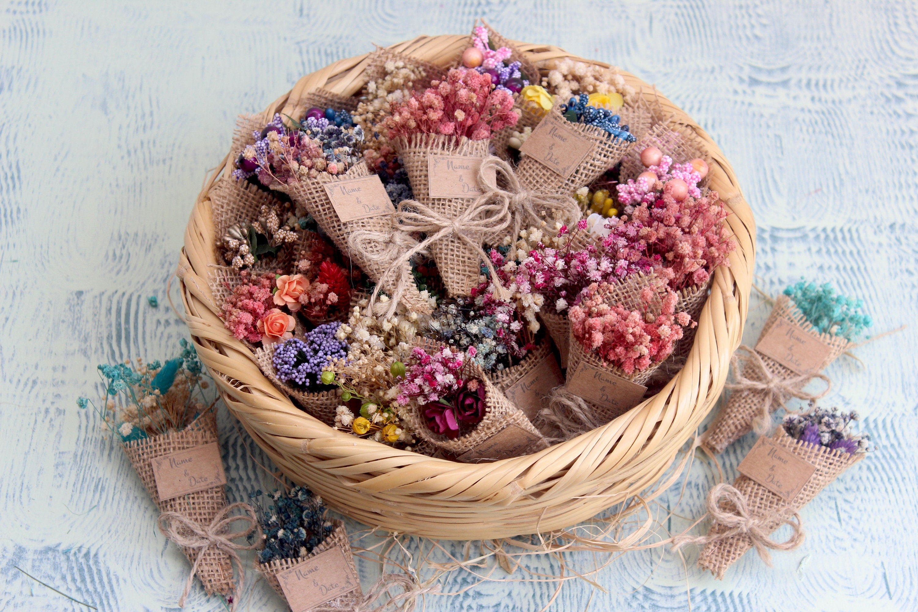 Personalized Mini Dried Flowers Cone Bouquet with Jute Rope for Guest Favors