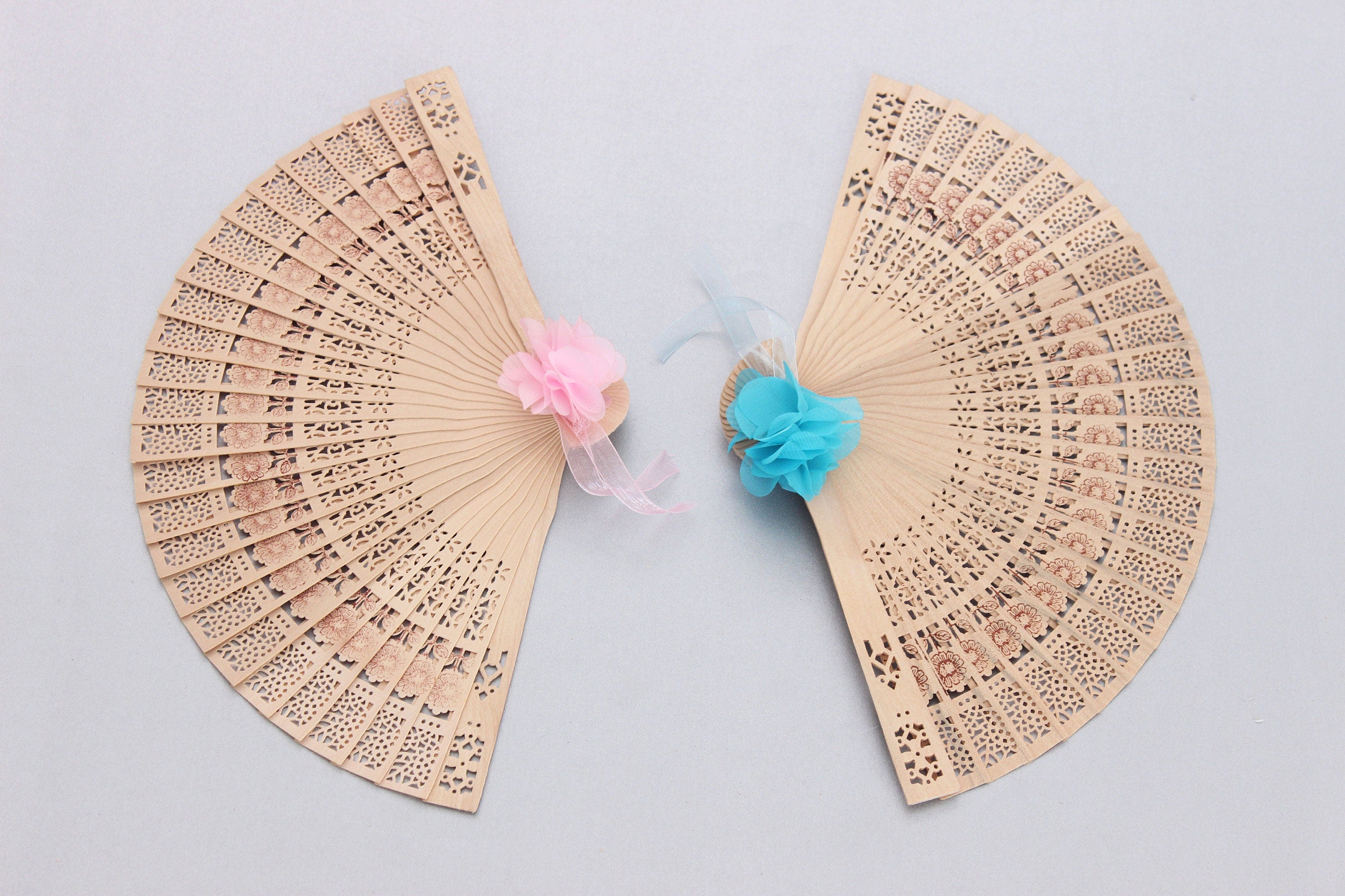 Personalized Bamboo Fan For Guest Favors With Tulle with Flower Decorations